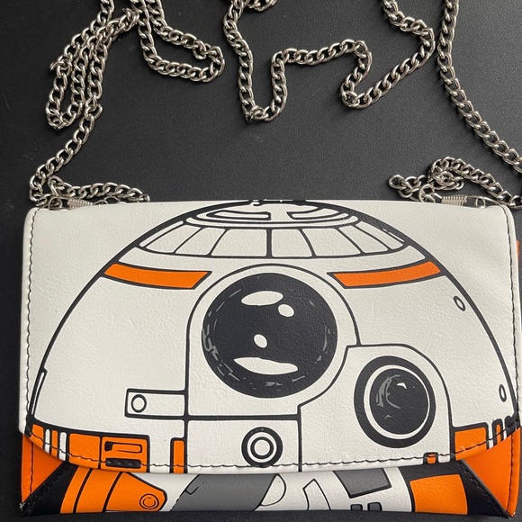 Star Wars Handbags - Star Wars BB8 Chain Strap Clutch